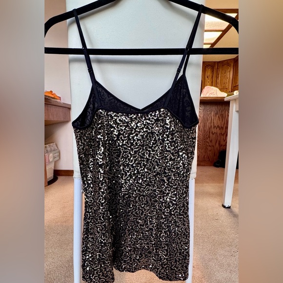 BUNDLE Express Dressy Tops - Black, Gold, Silver - Picture 14 of 16